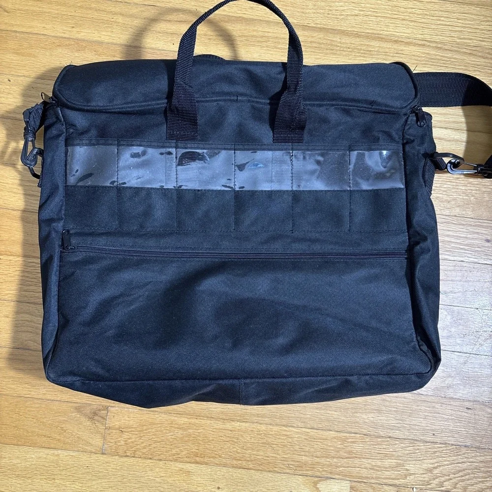 Black Messenger Bag With‎ Lots Of Pockets